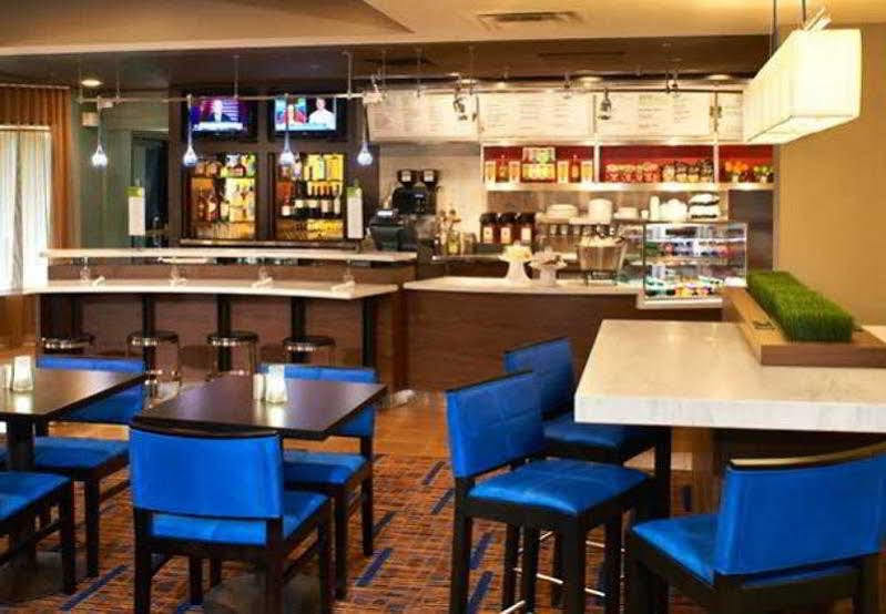 Courtyard By Marriott Cleveland Уэстлейк Экстерьер фото